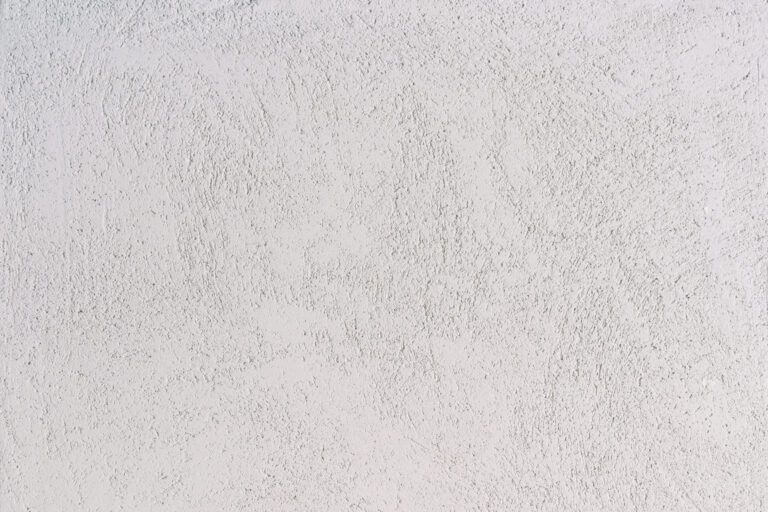 VALGE / SEMI-TEKSTUURNE